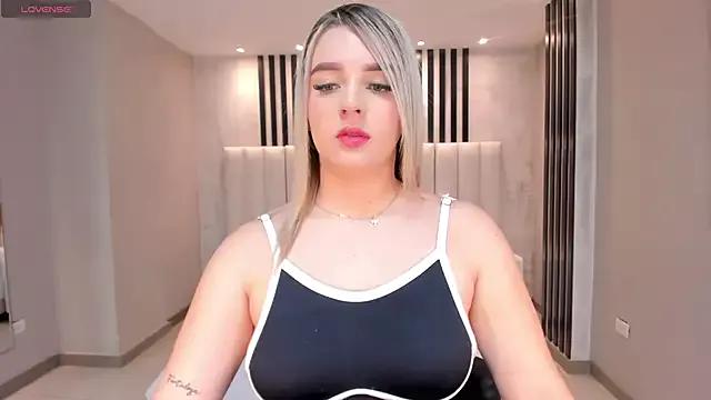 NatalyLeBlanc from StripChat