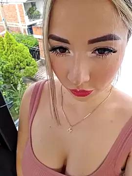 Natasanz from StripChat