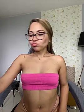 NatashaCruz- from StripChat