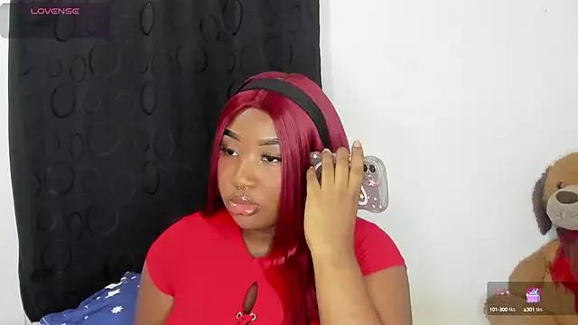 Discover our girls online shows and discover the company of countless livestreamers, with stunning shapes, sex toys and more.