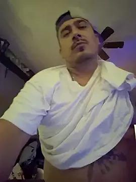 Nativeking32 webcams show profile image 