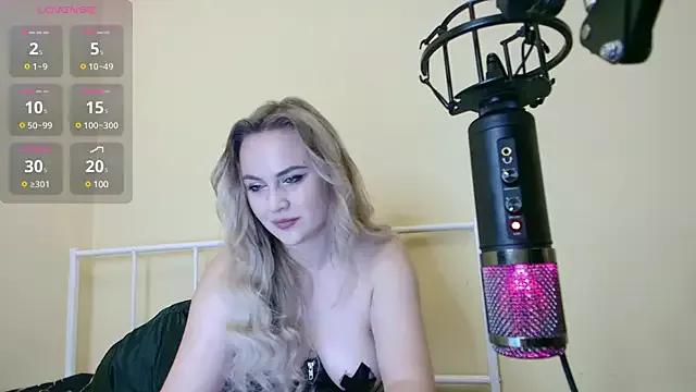 Naughty_Angelll from StripChat is Freechat