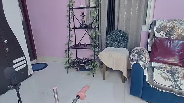 Naughty_nightz from StripChat is Freechat