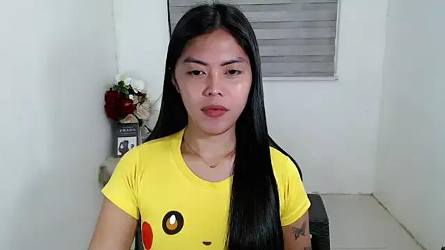 NaughtyBelle from StripChat is Freechat