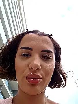 NaughtyChloe from StripChat is Freechat