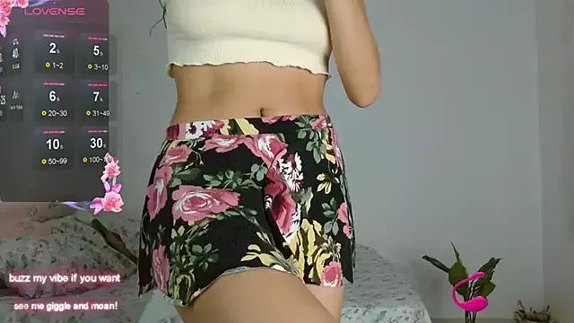 Nayade from StripChat