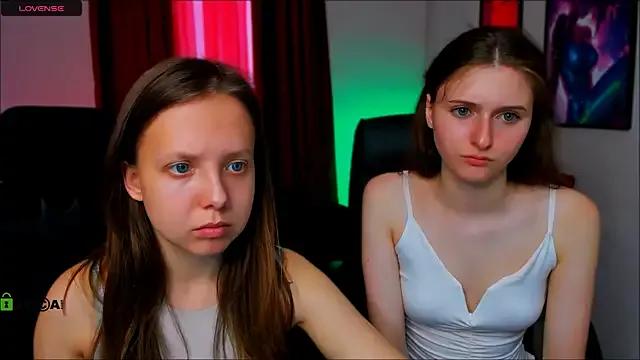 nekky_mouse from StripChat
