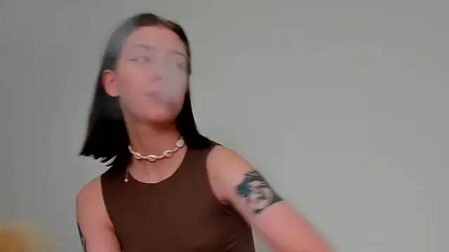 NelliMuller from StripChat is Freechat