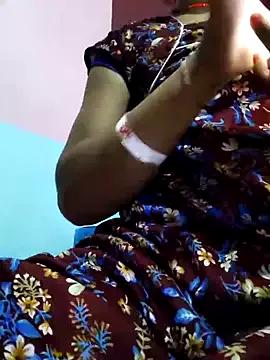 Nensi_cut webcams show profile image 