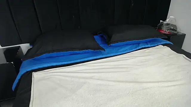 Nessa2905 from StripChat