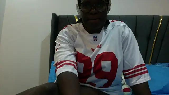 Nevvy_Pretty from StripChat