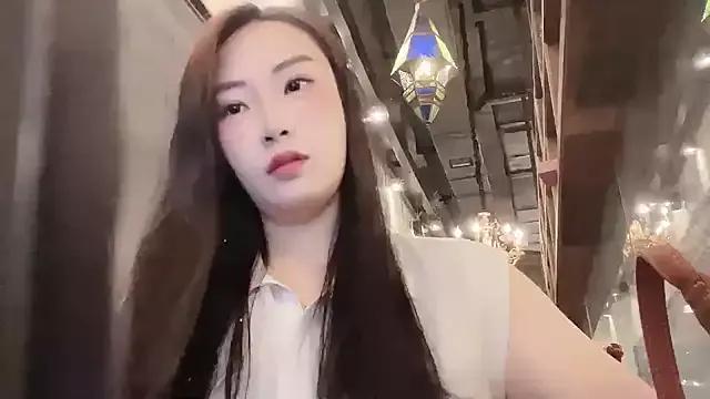Niannian--sexy from StripChat is Freechat