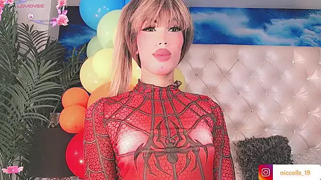Niccolls_Princess from StripChat