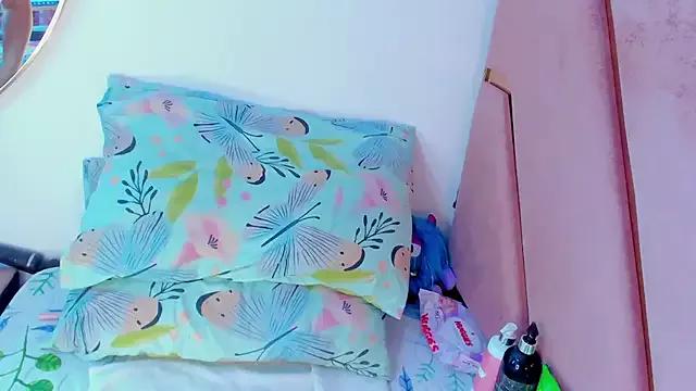 nicol-777 from StripChat is Freechat