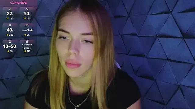 Nicol_Sol from StripChat is Freechat