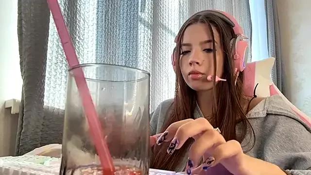 NidaKnightstep from StripChat is Freechat