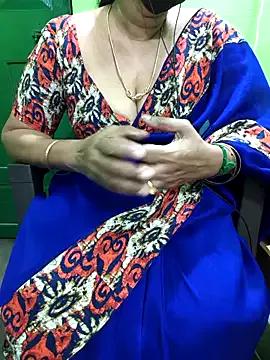 niiveditha from StripChat is Freechat
