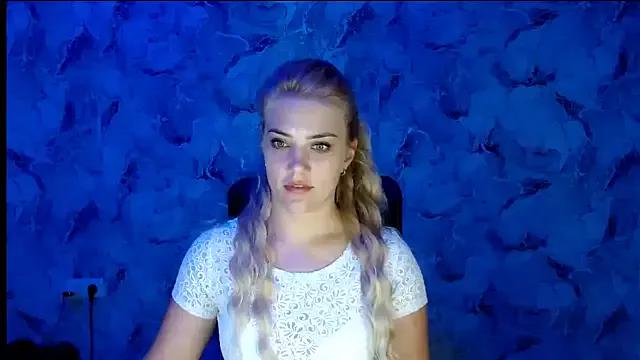 nika_gold1 from StripChat is Freechat