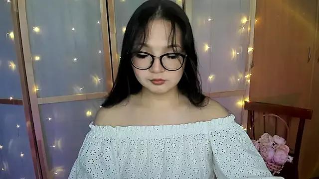 Nikki-Love__ from StripChat