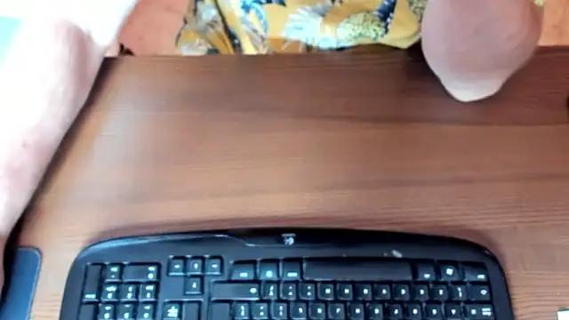 NikkiHolland from StripChat