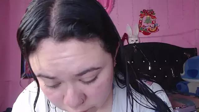 NikkiRous_ from StripChat