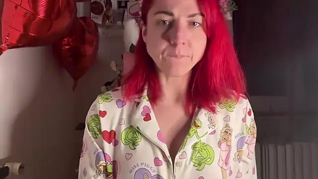 Nikky_Divine from StripChat