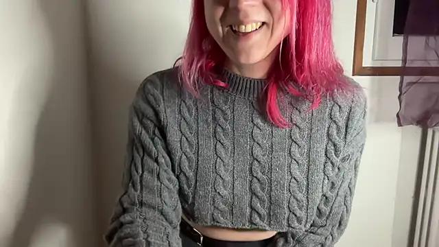 Nikky_Divine from StripChat