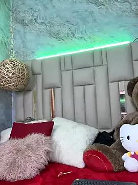 NikkyyRed from StripChat