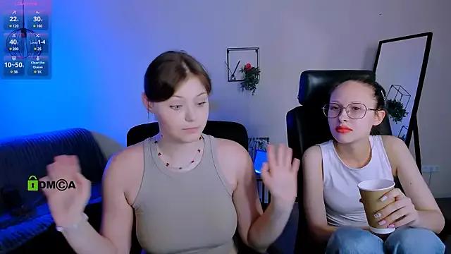 nikole_kitt from StripChat is Freechat