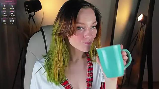Nilliee_Sugar from StripChat