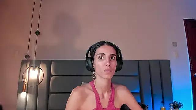 Nina_Cavaali from StripChat
