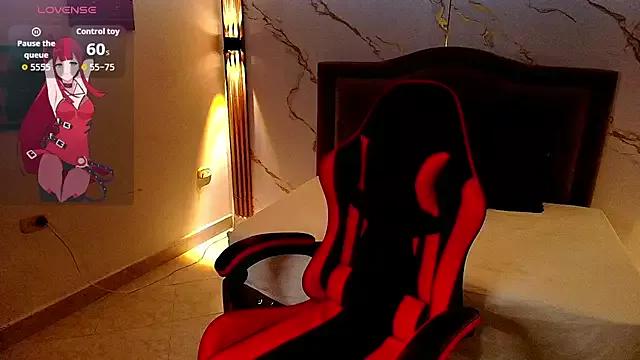 Discover our girls online shows and discover the company of countless livestreamers, with stunning shapes, sex toys and more.