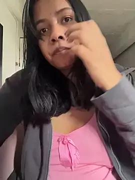 Ninabrunette18 from StripChat is Freechat