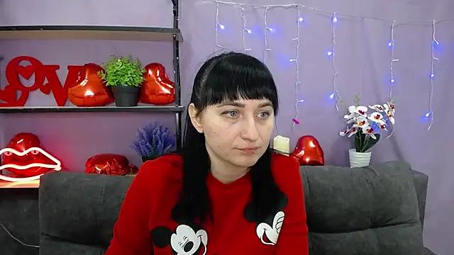 NinaFlawlees from StripChat