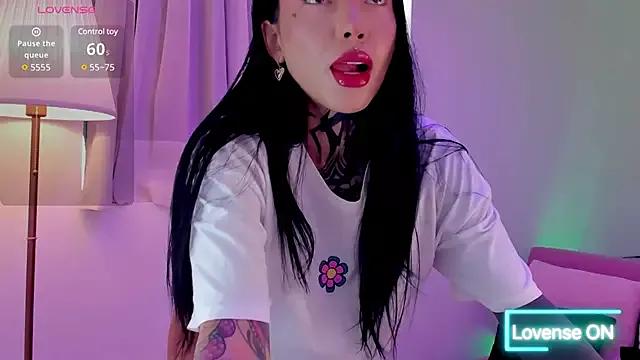 NinaVall from StripChat