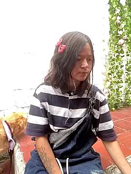 Ninfa_pink webcams show profile image 