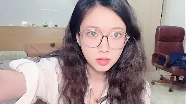 NiNi-baby520 from StripChat