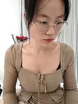 Nini10052025 webcams show profile image 