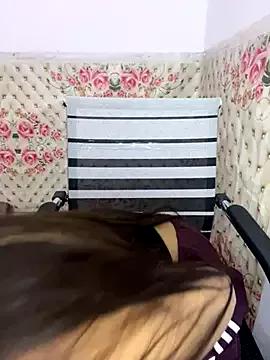 Nisha_queen675 from StripChat is Freechat