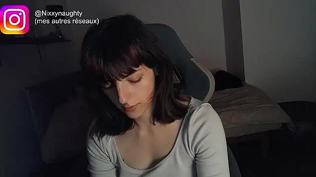 Nixxy_naughty from StripChat
