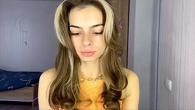 NKaaCroos from StripChat is Freechat