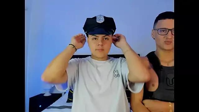 NoahLux from StripChat is Freechat