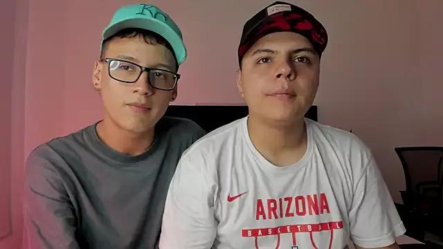 NoahLux from StripChat is Freechat