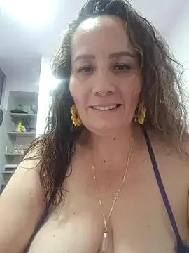nohak_model from StripChat is Freechat