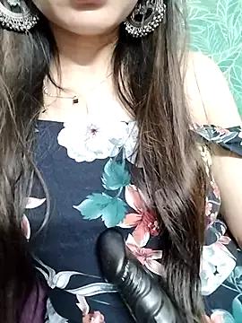 Noor_Darliing from StripChat