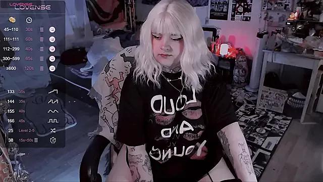noori__hope from StripChat