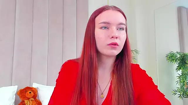 Discover our girls online shows and discover the company of countless livestreamers, with stunning shapes, sex toys and more.