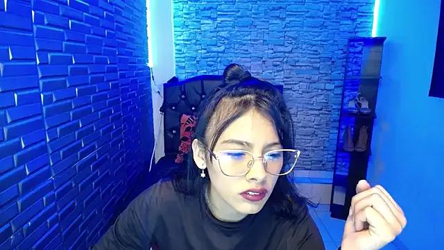 nova_greey from StripChat is Freechat