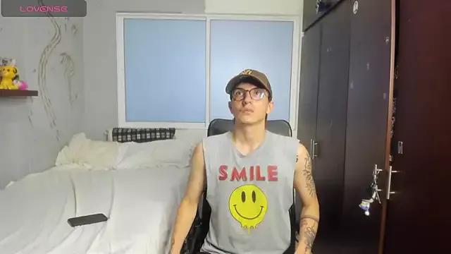 Noxx_starkK from StripChat