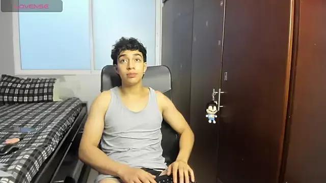 Noxx_starkK from StripChat